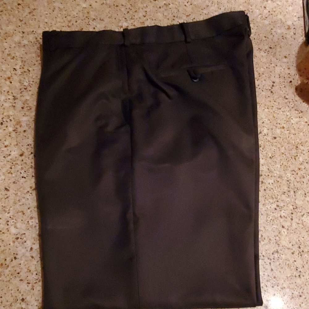 Flat Front Roundtree and Yorke Dress Slacks